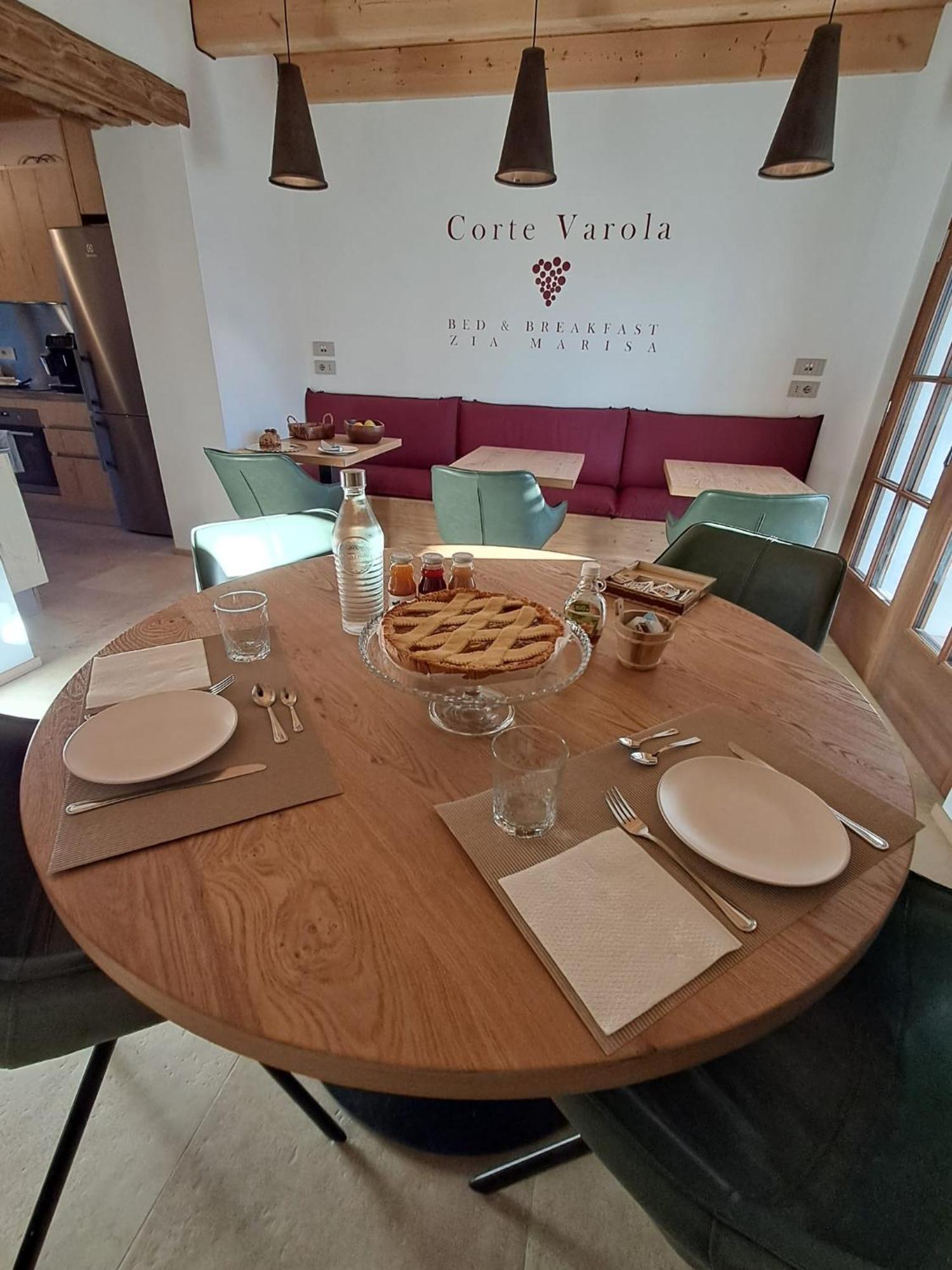 Corte Varola B&B Zia Marisa Belluno Luaran gambar